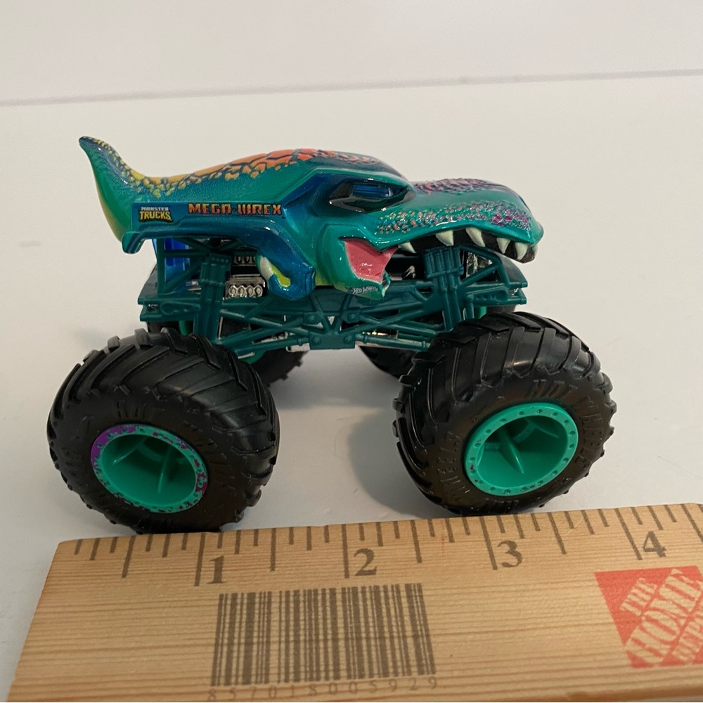 NFS - Picture 5 of 5